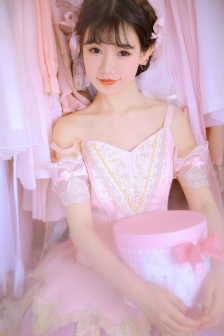 丰满白嫩少妇肉肉大HD